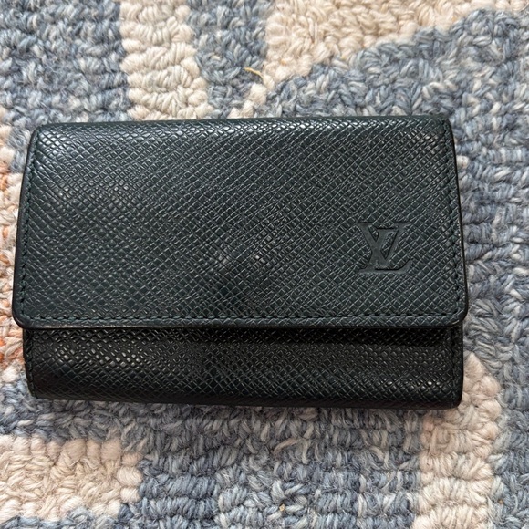 Louis Vuitton Accessories - Louis Vuitton Black Textured Leather Fold Key Holder
